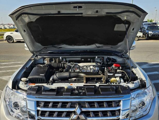 MITUBSHI PAJERO GLS 2020 БЕНЗИН V6 3.5L A/T