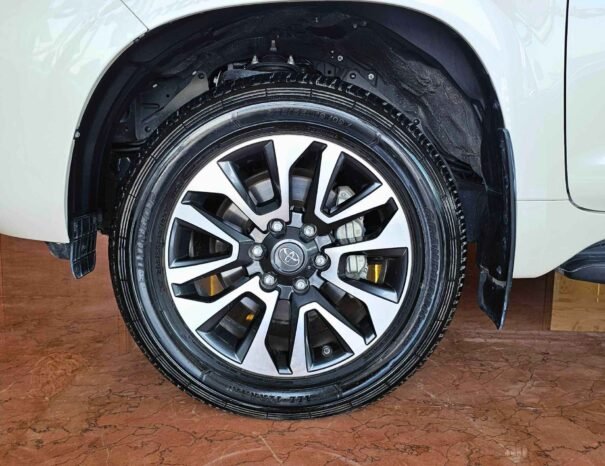 TOYOTA PRADO GXR 2023 PETROL V6 4.0L A/T