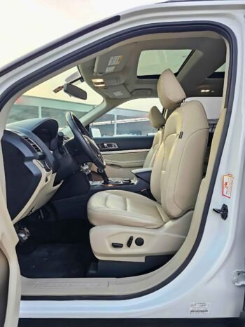 FORD EXPLORER Image 8