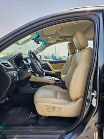 MITSUBISHI MONTERO Image 12