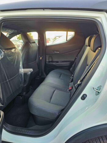 TOYOTA CH.R Image 6
