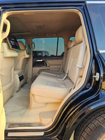 TOYOTA LANDCRUISER Image 6