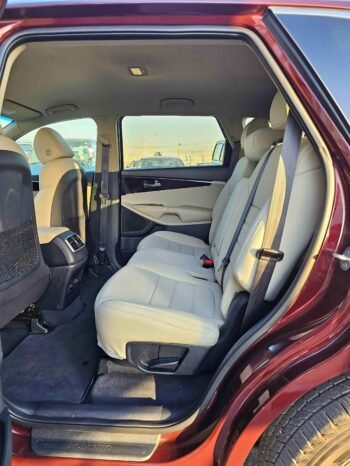 KIA SORENTO Image 4