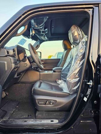 TOYOTA PRADO Image 2