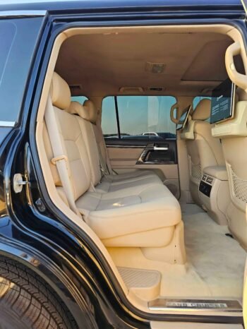 TOYOTA LANDCRUISER Image 5