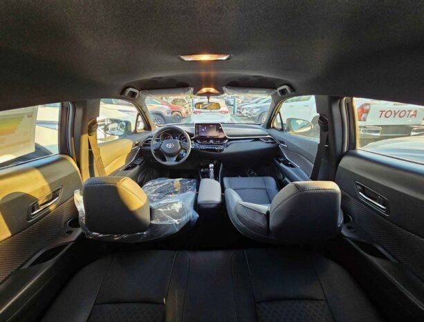 TOYOTA CHR LUXURY 2023 HYBRID V4 1.8L A/T