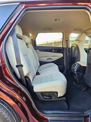 KIA SORENTO Image 3