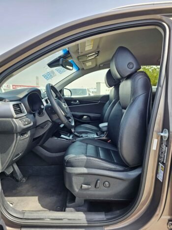 KIA SORENTO Image 7