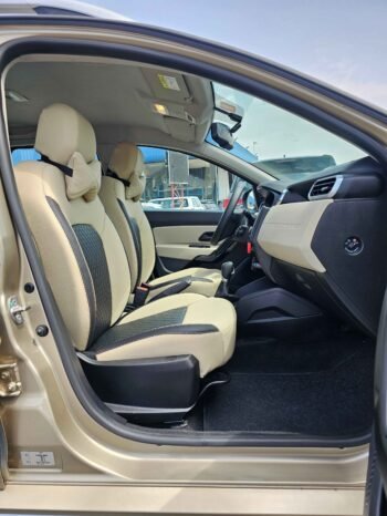 RENAULT DUSTER Image 6
