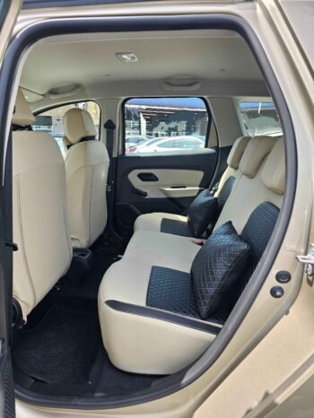 RENAULT DUSTER Image 7