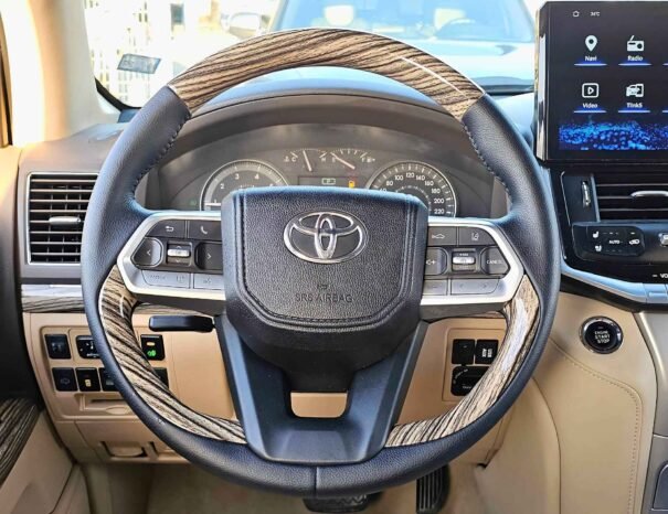 TOYOTA LANDCRUISER GXR 2014 БЕНЗИН V6 4.0L A/T