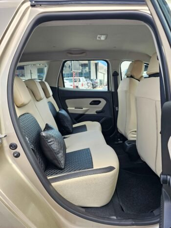 RENAULT DUSTER Image 8