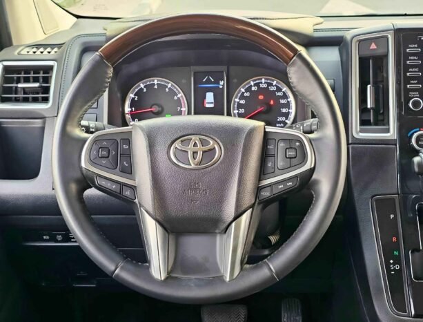 TOYOTA GRANVIA PREMIUM 2023 PETROL V6 3.5L A/T