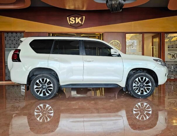 TOYOTA PRADO GXR 2023 PETROL V6 4.0L A/T