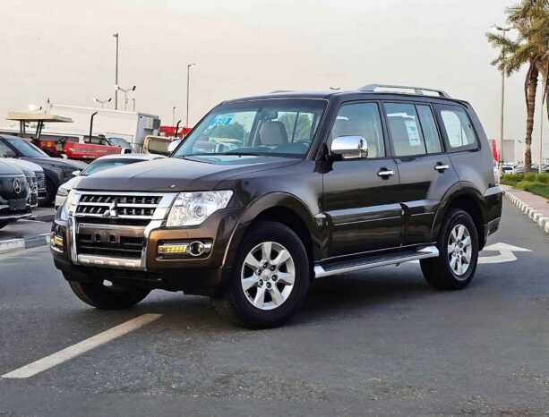 ميتسوبيشي باجيرو GLS 2020 بنزين V6 3.5 لتر أوتوماتيك