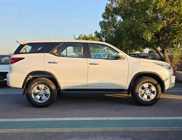 TOYOTA FORTUNER DIESEL 2024 V4 2.4L A/T