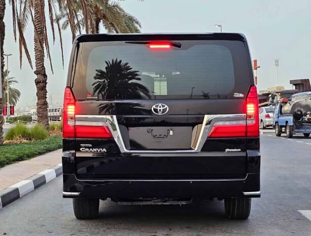 TOYOTA GRANVIA PREMIUM 2023 PETROL V6 3.5L A/T