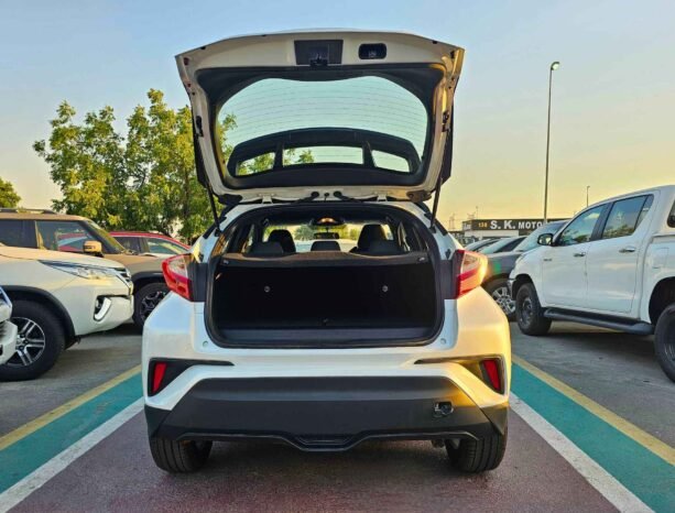 TOYOTA CHR LUXURY 2023 HYBRID V4 1.8L A/T