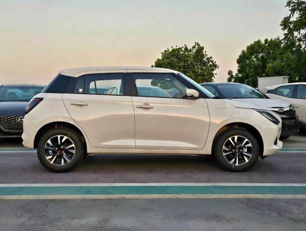 سوزوكي سويفت Glx 2025 بنزين V4 سعة 1.2 لتر A/T