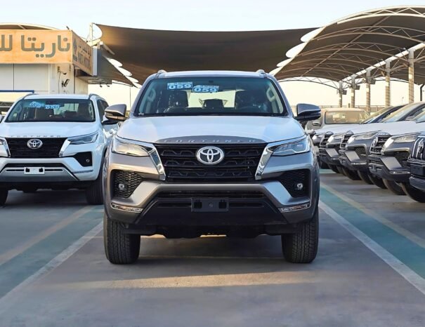 TOYOTA FORTUNER 2024 PETROL V4 2.7L A/T