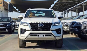 TOYOTA FORTUNER SR5 EURO 4 2024 ДИЗЕЛЬ V4 2.8L A/T