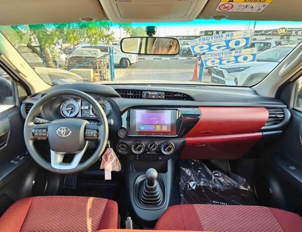 TOYOTA HILUX GLSG SINGLE CABIN 2025 V4 2.7L M/T