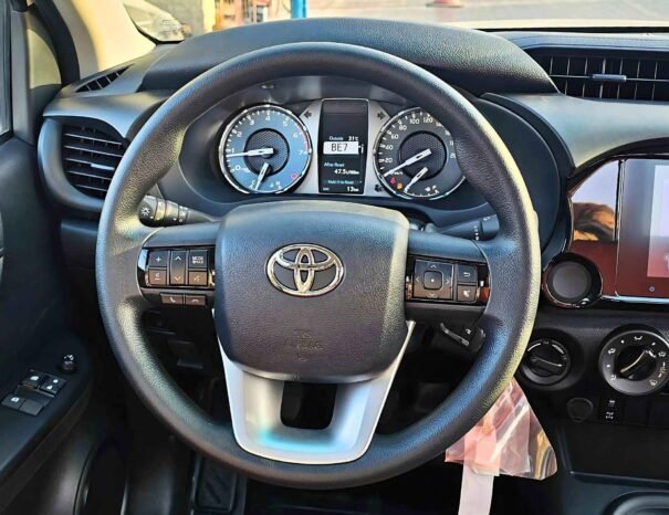 TOYOTA HILUX GLSG SINGLE CABIN 2025 V4 2.7L M/T