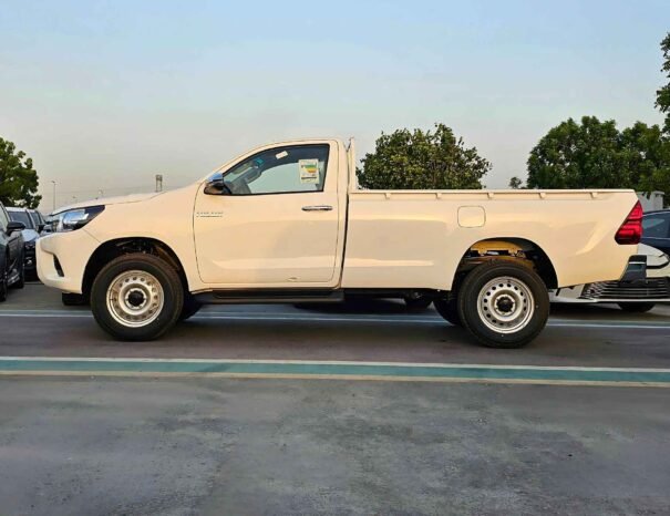 TOYOTA HILUX DLXG SINGLE CABIN 2025 DIESEL V4 2.4L V4 M/T