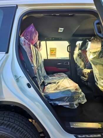 TOYOTA LANDCRUISER Image 13