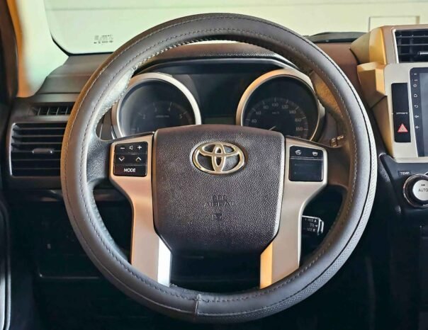 TOYOTA PRADO VXR 2017 PETROL V4 2.7L A/T