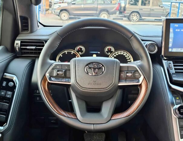 TOYOTA LAND CRUISER GXR TWIN TURBO DIESEL 2024 V6 3.3L A/T
