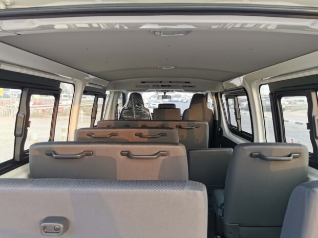 TOYOTA HIACE STANDARD ROOF 2022 DIESEL V4 2.5L M/T
