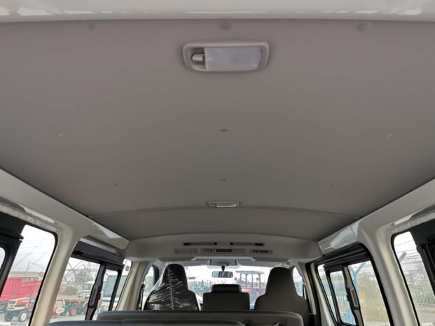 TOYOTA HIACE STANDARD ROOF 2022 DIESEL V4 2.5L M/T