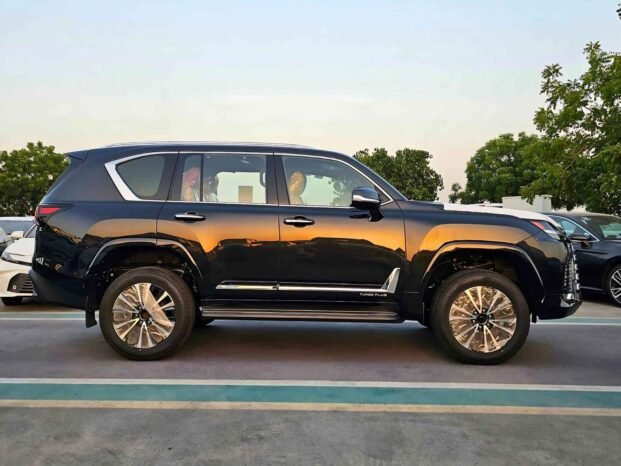 LEXUS LX600 TURBO PLUS HIGH OPTION 2025 PETROL AT V6 3.5L A/T