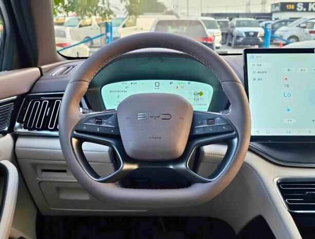 BYD SONG PLUS FLAGSHIP 605-KM 2025 ELECTRIC A/T