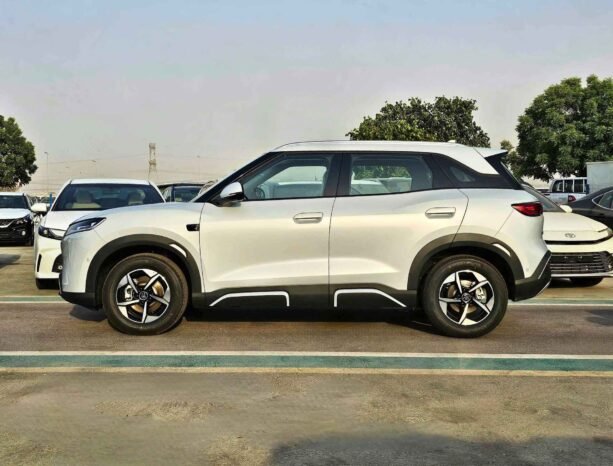 BYD YUAN UP EXCEEDING 401-KM 2025 ELECTRIC A/T