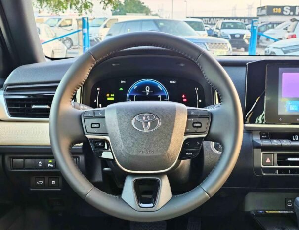 TOYOTA CAMRY E PLUS HYBRID PETROL 2025 V4 2.5L A/T