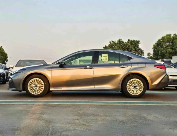 TOYOTA CAMRY E PLUS HYBRID PETROL 2025 V4 2.5L A/T
