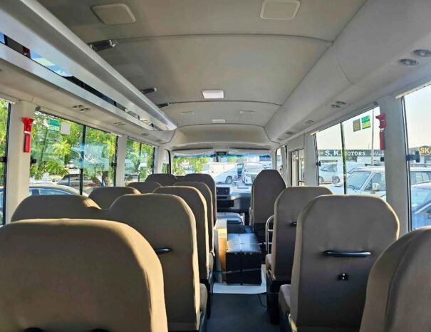 TOYOTA COASTER 23 STR 2025 DIESEL V4 2.8L A/T