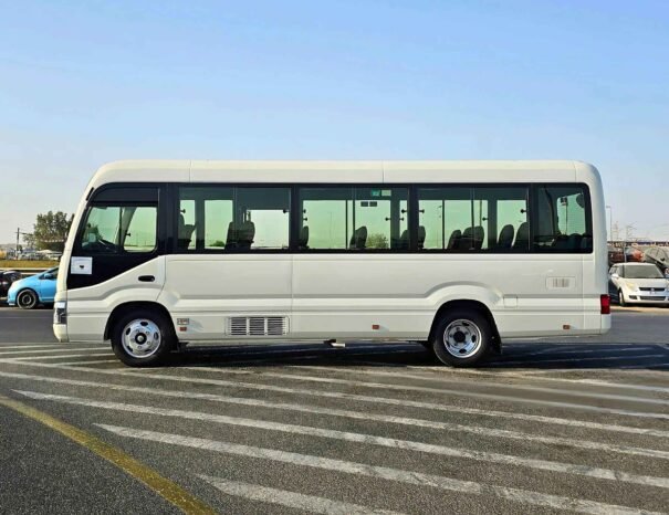 TOYOTA COASTER 23 STR 2025 DIESEL V4 2.8L A/T