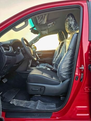 TOYOTA FORTUNER Image 4