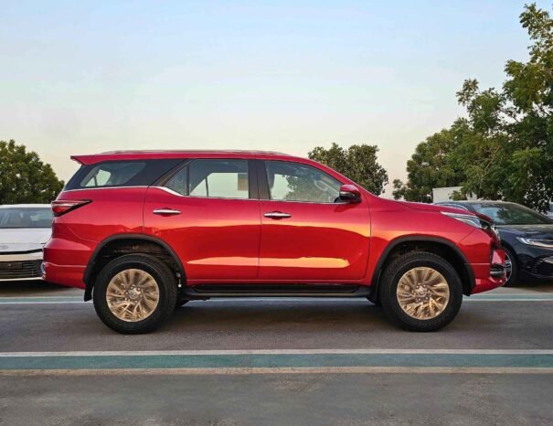 TOYOTA FORTUNER SR5 ADVENTURE PETROL V6 4.0L A/T