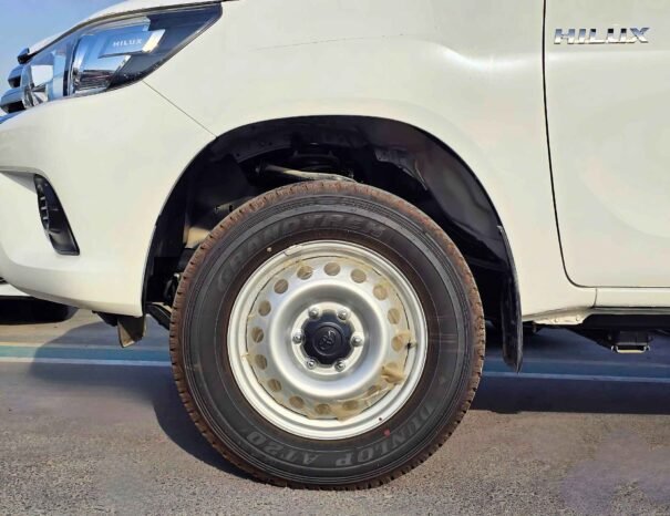TOYOTA HILUX NARROW BODY DIESEL 2025 V4 2.4L M/T