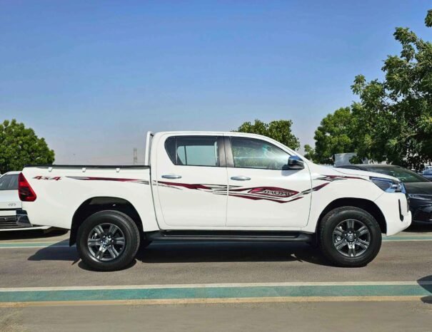 TOYOTA HILUX WIDE BODY 2020 PETROL V4 2.7L A/T