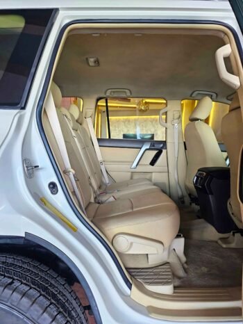 TOYOTA PRADO Image 5