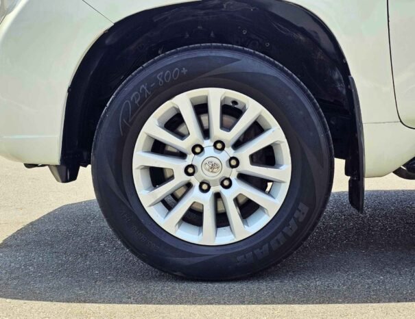 TOYOTA PRADO VXR 2016 PETROL V4 2.7L A/T