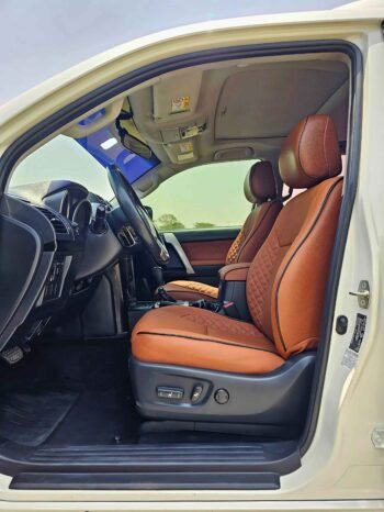 TOYOTA PRADO Image 7