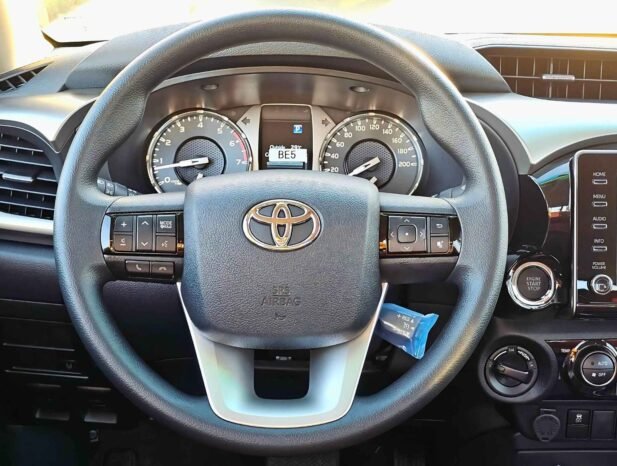 TOYOTA HILUX SR5 GLXV WIDE BODY 2025 PETROL V4 2.7L A/T