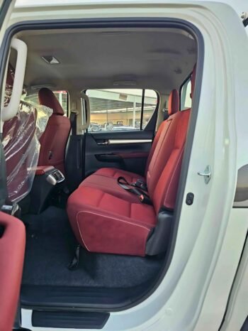 TOYOTA HILUX SR5 GLXV WIDE BODY 2025 PETROL V4 2.7L A/T