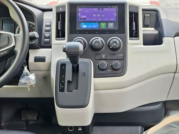 TOYOTA HIACE HIGHROOF DX PASSENGER 2025 PETROL V6 3.5L A/T